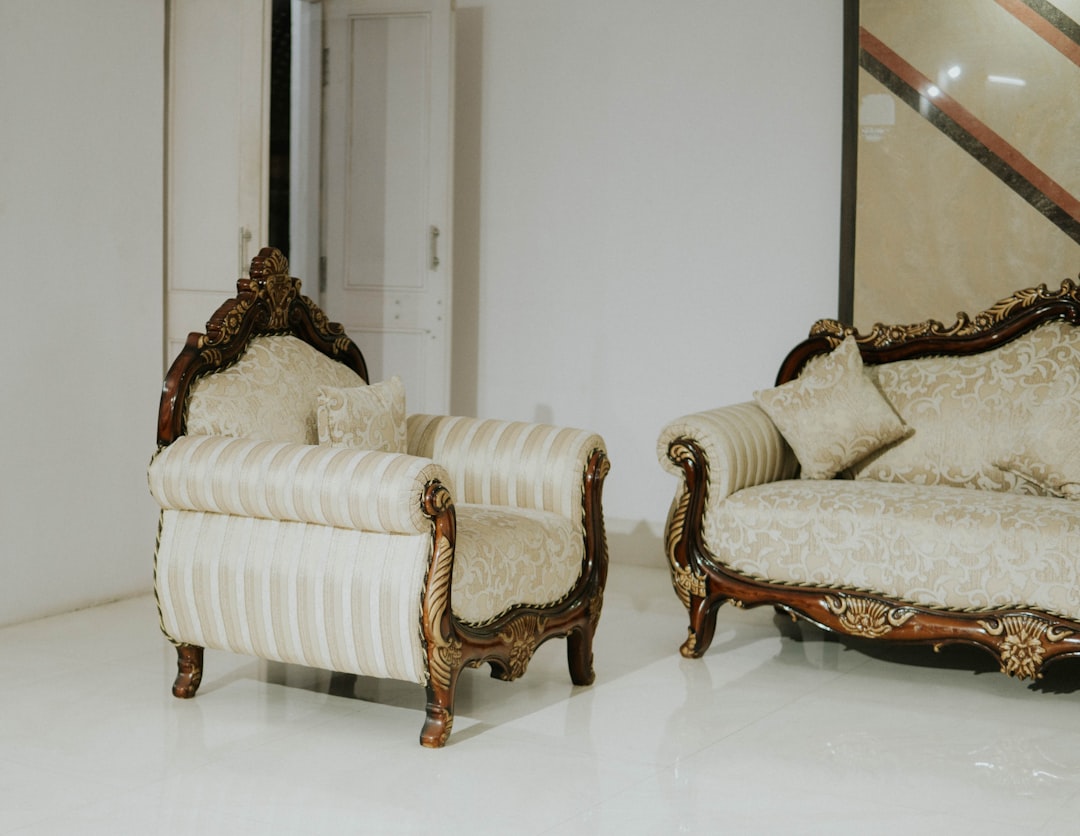 Een fris bankstel in huis: zo maak je jouw bankstel schoon