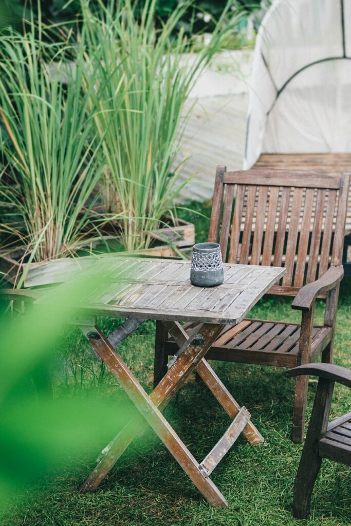 Van saaie tuin naar sfeervol buitenparadijs: zo pak je het aan